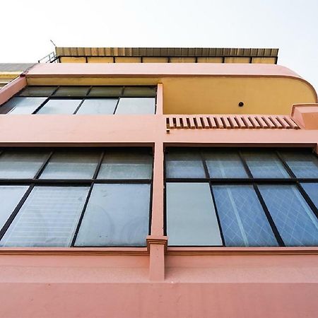 Reddoorz Near Seasons City Mall Джакарта Экстерьер фото